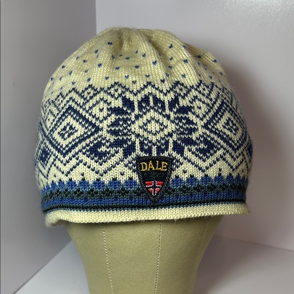 DALE OF NORWAY Hat Snowflake Wool Knit Beige/Blue Size One